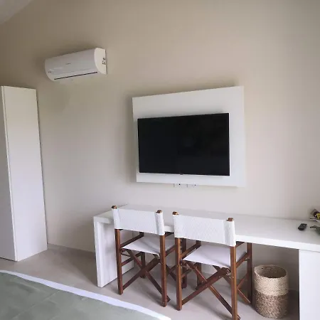 Stile Libero Bed & Breakfast Lacona