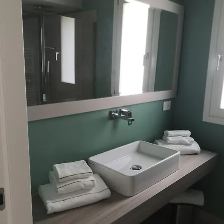 Stile Libero 4* Lacona