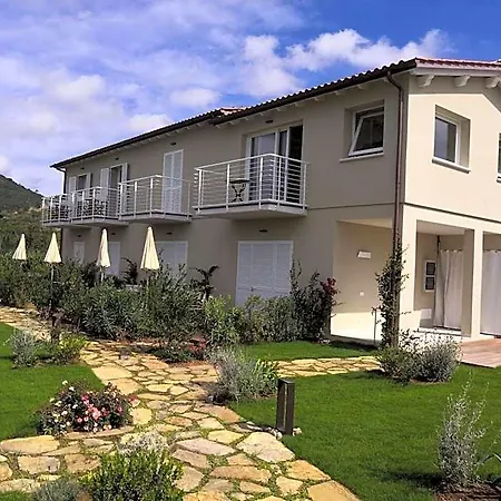 Stile Libero 4* Lacona